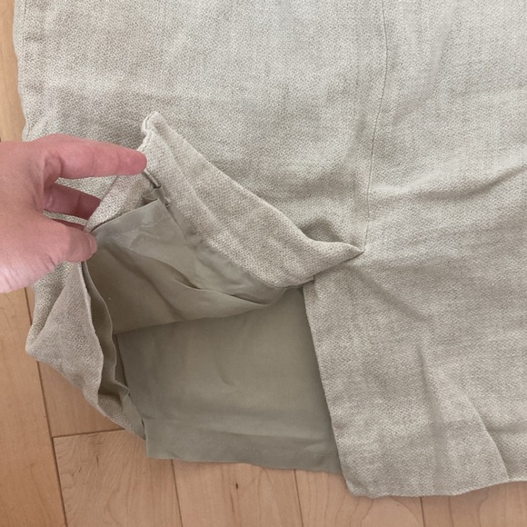 Linen pencil skirt, size 6. - Picture 4 of 6